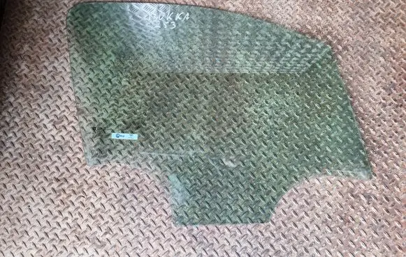 Opel Mokka X Front door window glass four-door 42426459