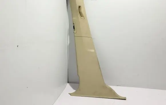 (B) pillar trim (bottom)
