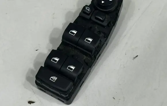 BMW 4 F32 F33 Electric window control switch 9362107 9208111