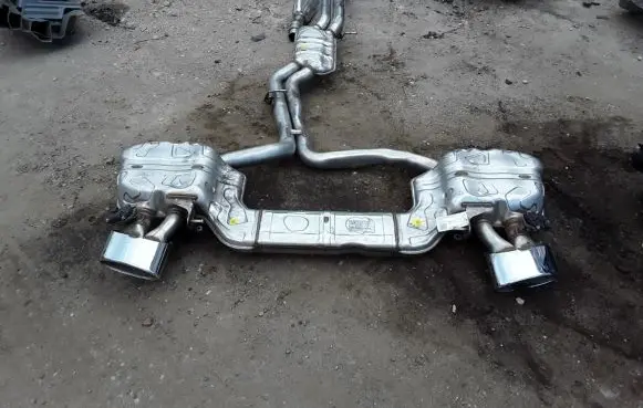 Muffler/silencer