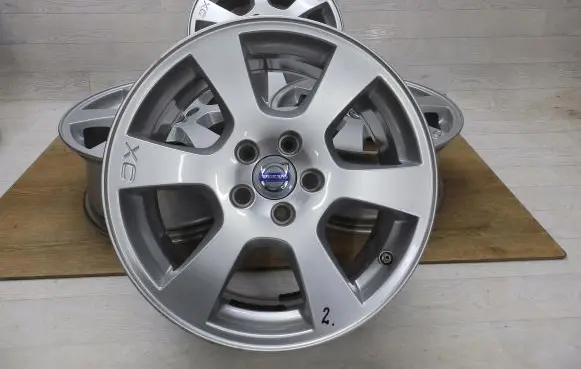 Volvo XC60 R17 alloy rim 