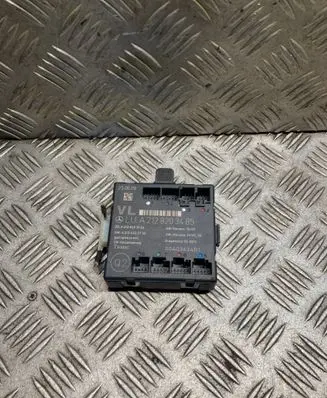 Mercedes-Benz E W212 Door control unit/module 2128203485 A2128203485