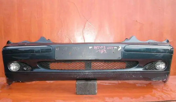 Mercedes-Benz C W203 Front bumper