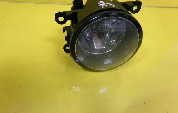 Renault Scenic II - Grand scenic II Front fog light 8200074008