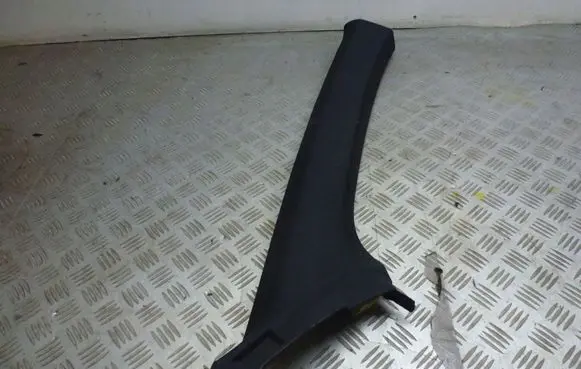 Peugeot 5008 II (A) pillar trim