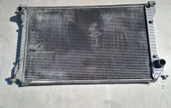 Volkswagen Phaeton Coolant radiator 3D0121253G