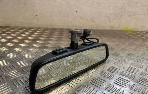 Rear view mirror (interior)