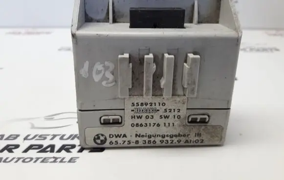 BMW 3 E46 Yaw turn rate sensor 657583869329 55892110