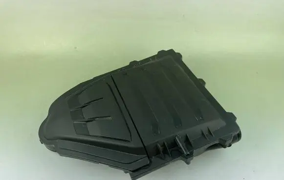 Volkswagen T-Roc Air filter box 04C129620A