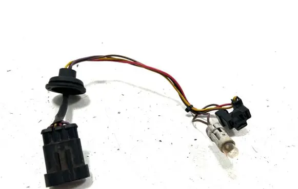 Mitsubishi Canter Headlight/headlamp wiring loom/harness 