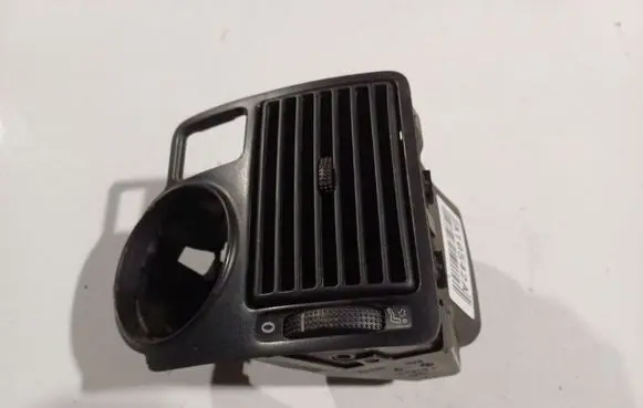 Volkswagen Golf IV Dash center air vent grill 1J1815715A