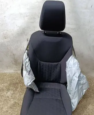 Toyota Yaris XP210 Front passenger seat 