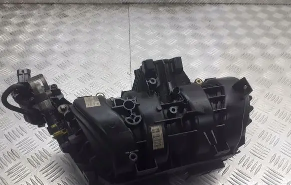 Opel Agila A Intake manifold 55351917