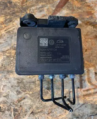 Volkswagen PASSAT B8 ABS Pump 5Q0614517CH