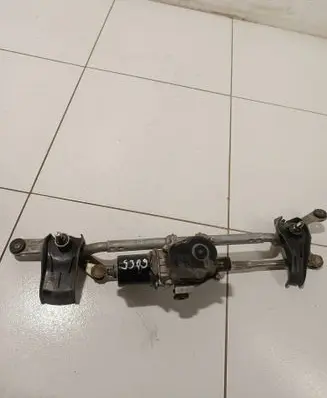 Mazda 3 III Front wiper linkage and motor BJS76737X KF321