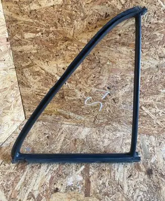 Mercedes-Benz W123 Rear door window glass