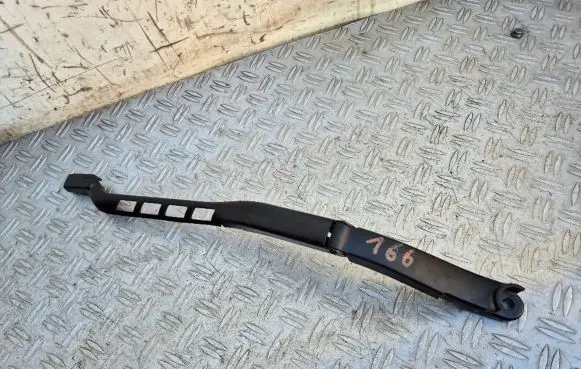 Mercedes-Benz ML W166 Front wiper blade arm A1668200240