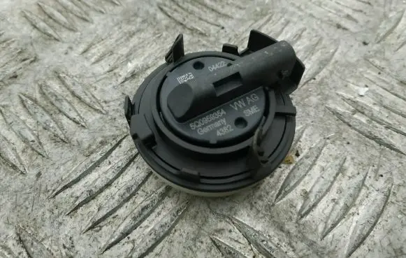 Volkswagen Golf VII Airbag deployment crash/impact sensor 5Q0959354