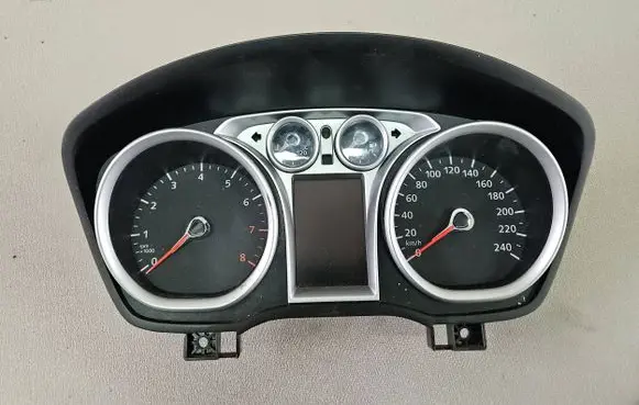 Ford Focus Speedometer (instrument cluster) 8V4T10849JK VP2V4F10849JK MRVVF10A855A