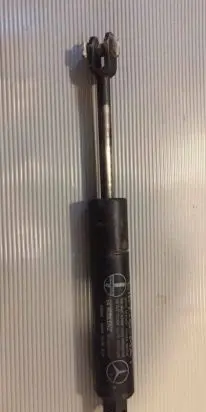 Mercedes-Benz E W124 Tailgate strut 