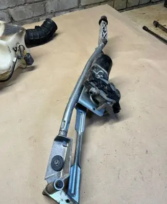 Volvo S80 Front wiper linkage and motor 9171901 04021900 9171809