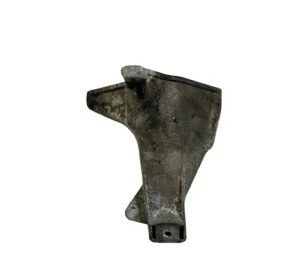 Engine mounting bracket