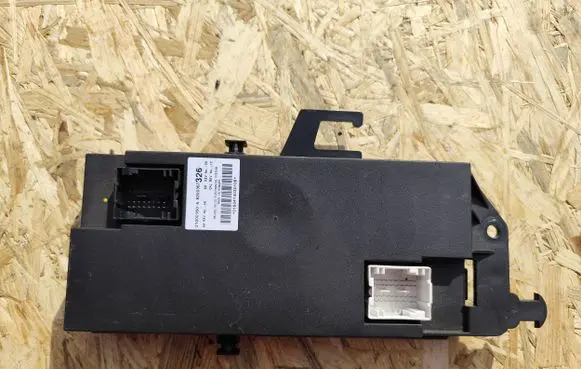 Renault Espace - Grand espace IV Comfort/convenience module 8200367326 21000160A 0160414030108