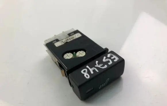 Rover 45 Seat heating switch YUG101600