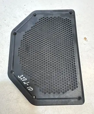 BMW 3 E90 E91 Subwoofer grill/trim 6925337