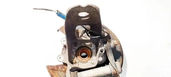 BMW X5 E53 Rear wheel hub