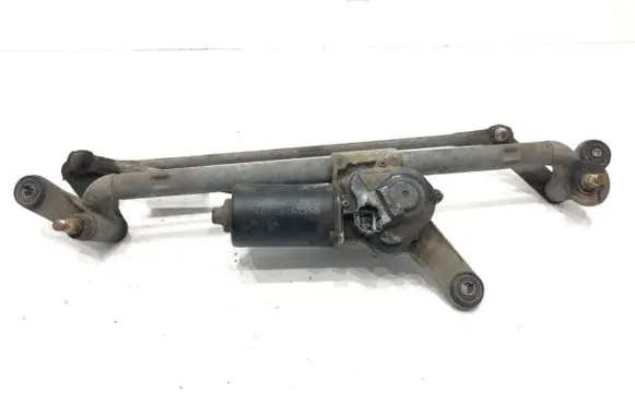 Front wiper linkage and motor
