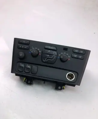 Volvo S60 Climate control unit 8691876