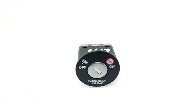Hyundai i40 Passenger airbag on/off switch 