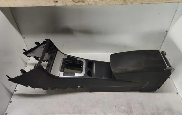 Volkswagen PASSAT B6 Armrest