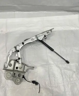 Jaguar E-Pace Engine bonnet/hood hinges