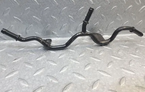 Skoda Fabia Mk3 (NJ) Engine coolant pipe/hose 04B121070