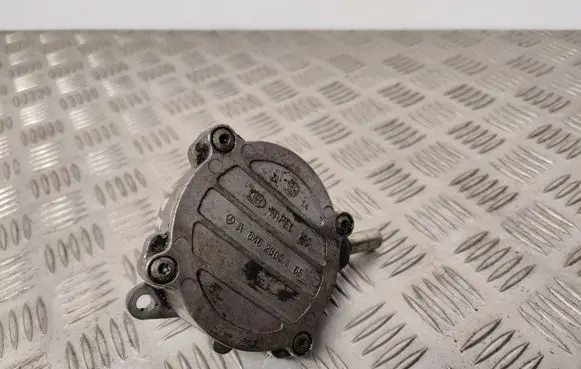 Mercedes-Benz C W203 Vacuum pump A6462300165