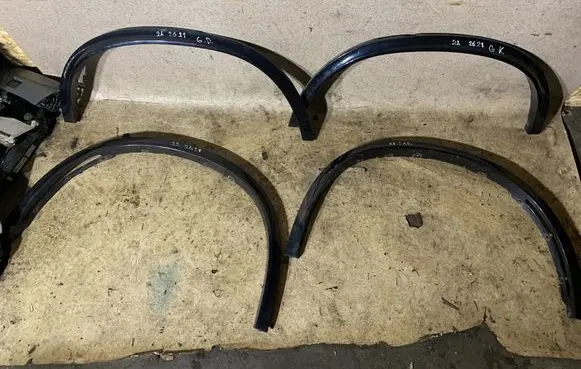 BMW X5 F15 Front arch trim 
