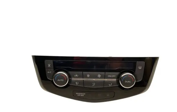 Nissan Qashqai Climate control unit 275004EA0A
