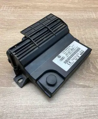 Audi A8 S8 D3 4E Power management control unit 4E0907280A 4E0910280A