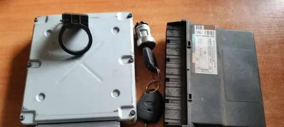 Ford Mondeo Mk III Engine control unit/module 1S7F-12A650-DAE