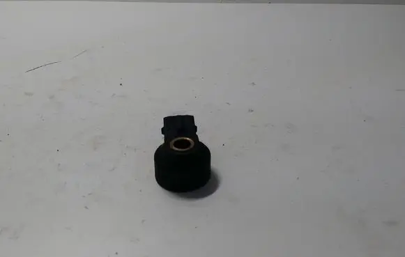 Volkswagen Golf IV Detonation knock sensor 030905377A