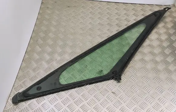 Opel Zafira C Front triangle window/glass 43R000262 E000251