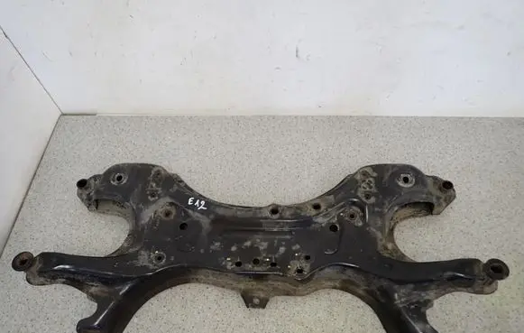 Toyota Corolla E120 E130 Front subframe