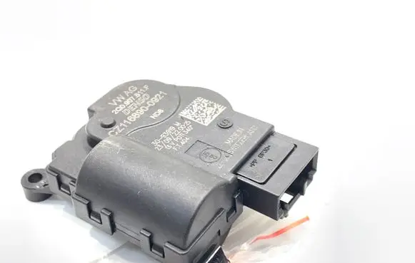 Skoda Octavia Mk4 Air flap motor/actuator 2Q0907511F