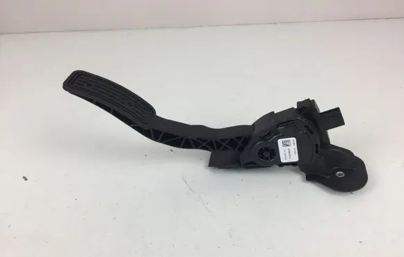 Mazda 2 Accelerator throttle pedal GS8T41600