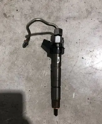 BMW 3 E92 E93 Fuel injector 7797877 779787705 0445116001