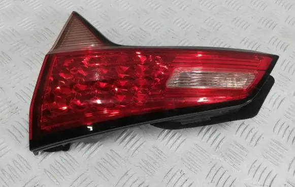 Honda HR-V Tailgate rear/tail lights 13262164