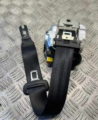 Audi A4 S4 B9 Rear seatbelt 34133468