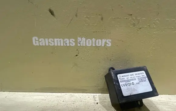 Mercedes-Benz Sprinter W901 W902 W903 W904 Immobilizer control unit/module 0335455932